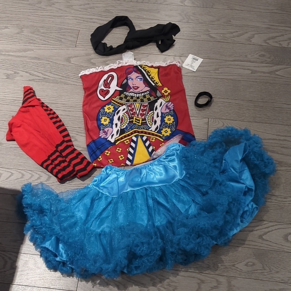 Girls Queen of Hearts Kids 5 Piece Costume - Size 10-12 NWT